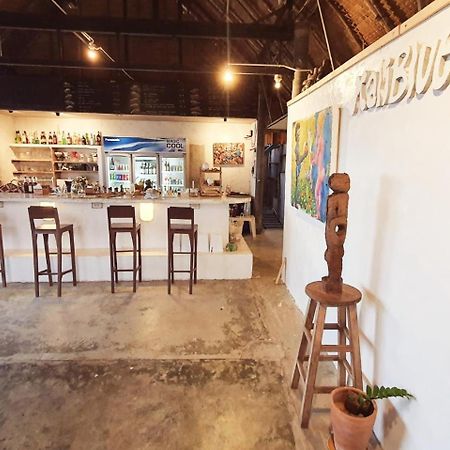 Maliblues Bed & Art Gallery Chumphon Esterno foto
