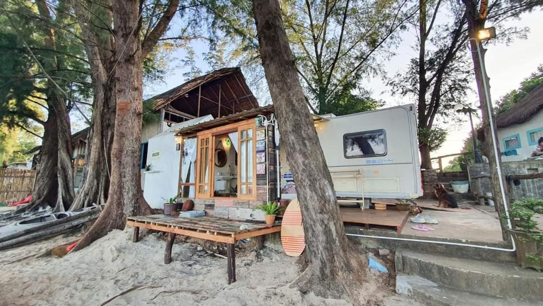 Maliblues Bed & Art Gallery Chumphon Esterno foto
