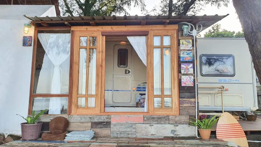 Maliblues Bed & Art Gallery Chumphon Esterno foto