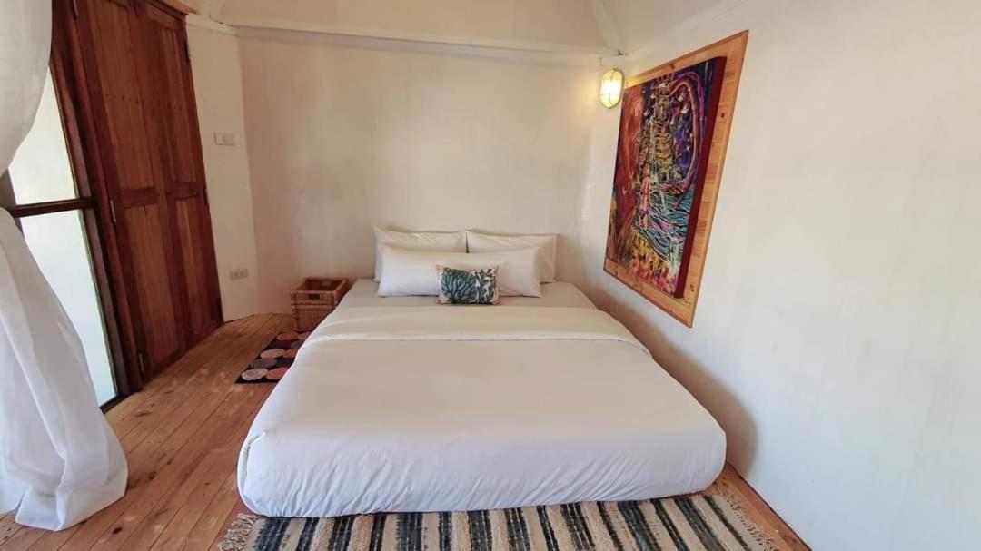 Maliblues Bed & Art Gallery Chumphon Esterno foto