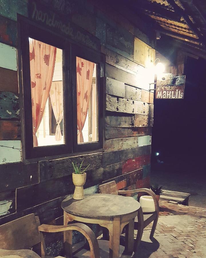 Maliblues Bed & Art Gallery Chumphon Esterno foto